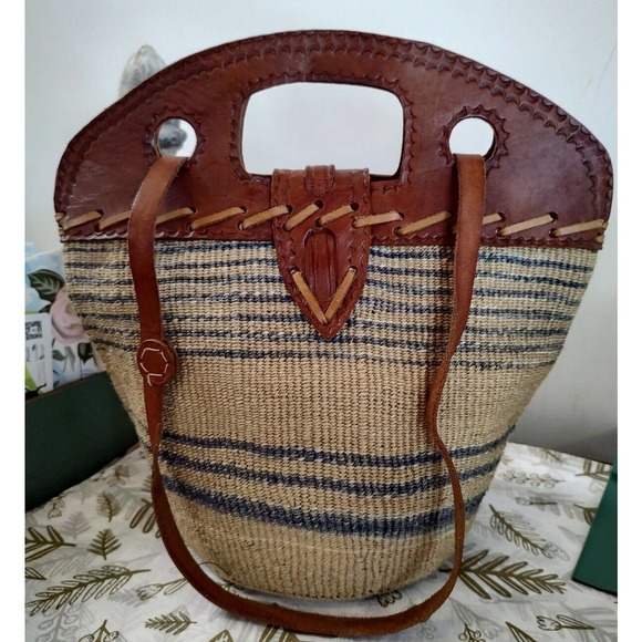 African Handbags - Sisal Fiber and Leather African Made Handbag Large Tote Boho